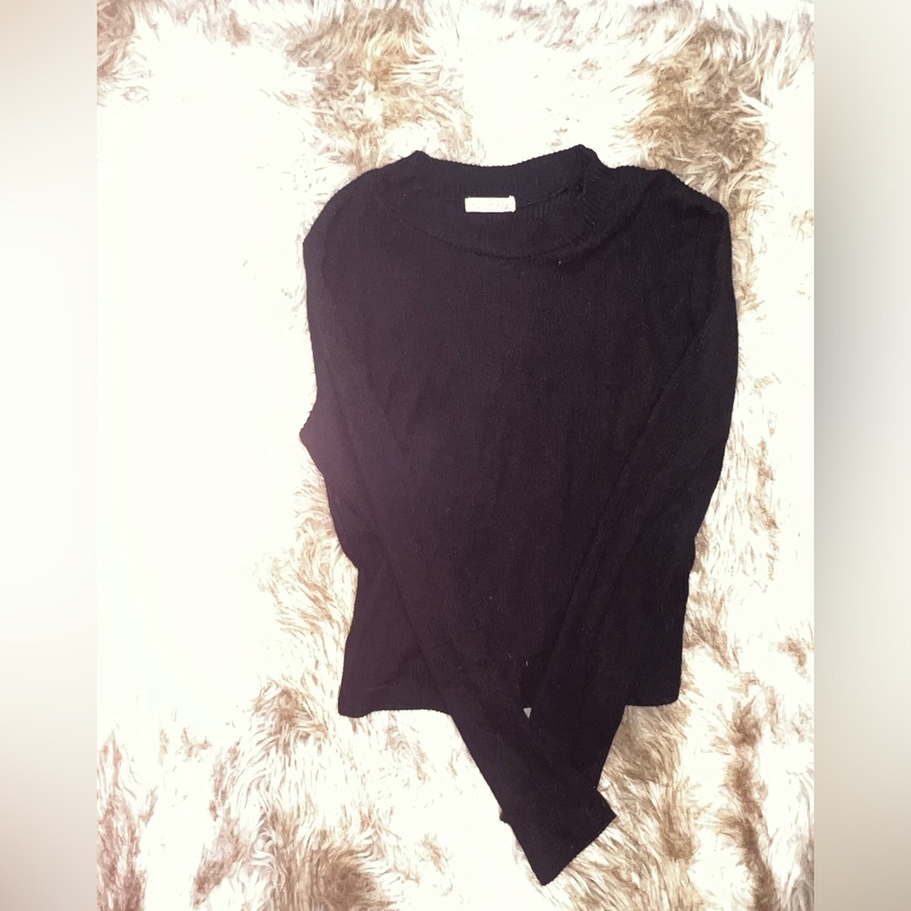 Black Long Sleeve Cropped Sweater